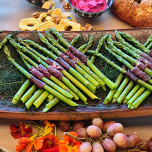 Load image into Gallery viewer, Asparagus Plate